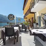 Jacky's
